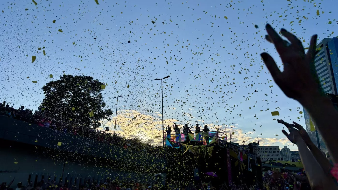 Bloco Então Brilha | Passageira.com.br