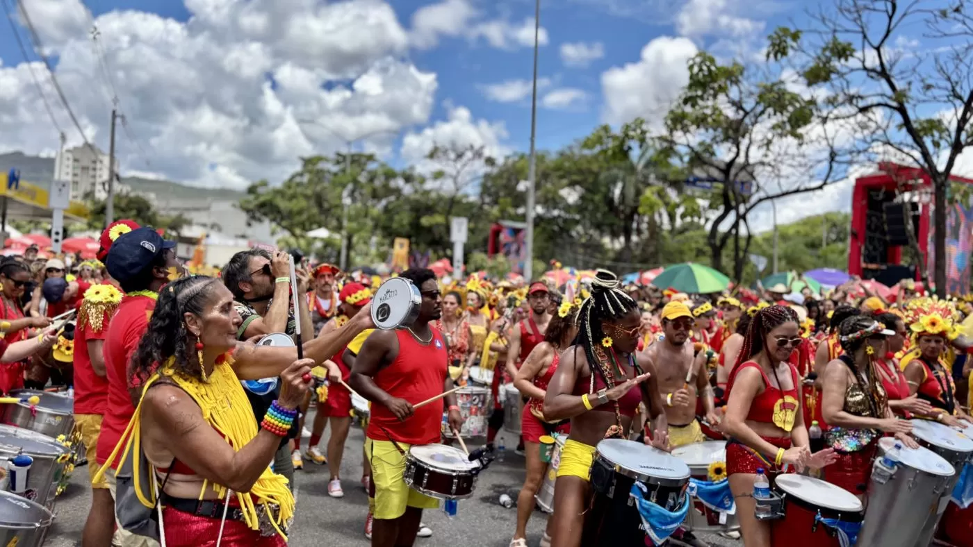 Bloco da Esquina | Passageira.com.br