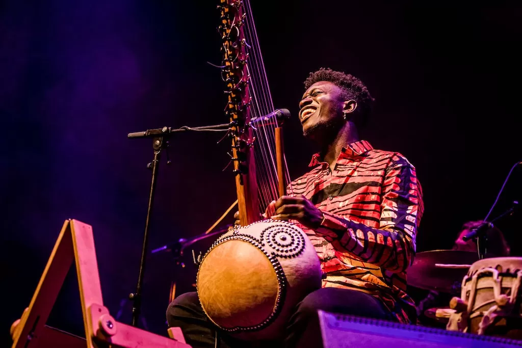 Momi Maiga Quarteto: sons do Senegal e do mundo